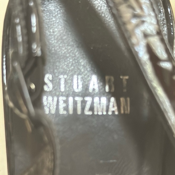 Stuart Weitzman Black Heels with Cork Platform
Pre-owned- like new